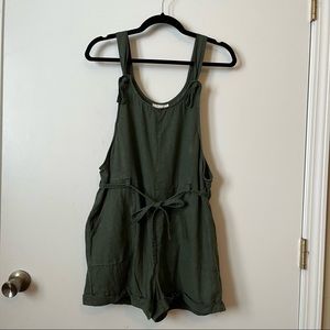 Universal Thread Linen Romper/Overalls
